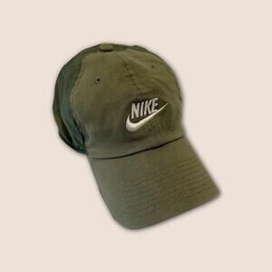 nike beret cap